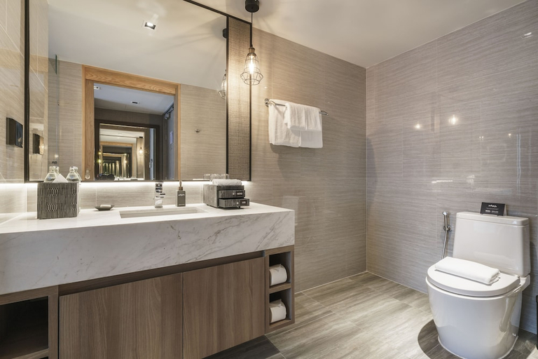 Bathroom 3, Akyra Sukhumvit Bangkok, Wattana