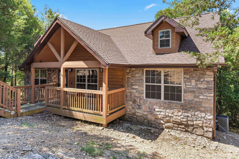 Exterior & Views 2, Milby Hideaway - On-site Amenities, Stone