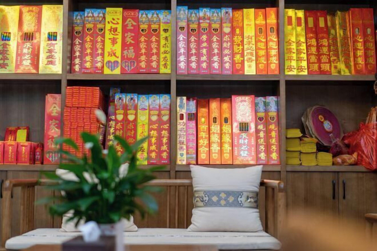 Gift shop, Babaling Leisure Hostel, Hengyang