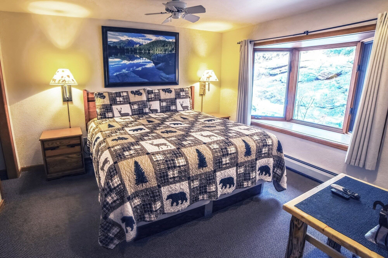 Bedroom 2, Sunnyside Knoll: 16 1 Bedroom Cabin, Larimer