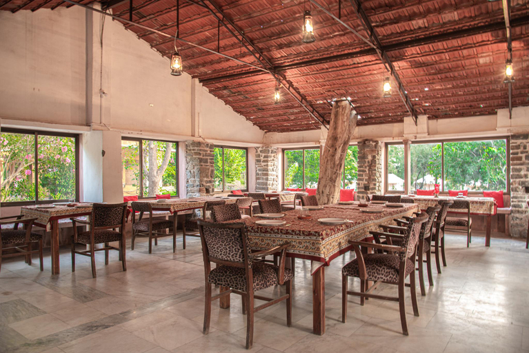 Food & Drinks, Shivika Lake Hotel Ranakpur, Pali