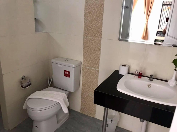 Bathroom 4, Me and Tree Villa, Kaeng Khoi