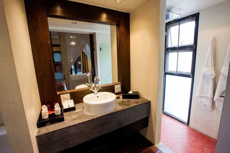 Bathroom 4, Pao Jin Poon Beach Front Villa, Ko Samui