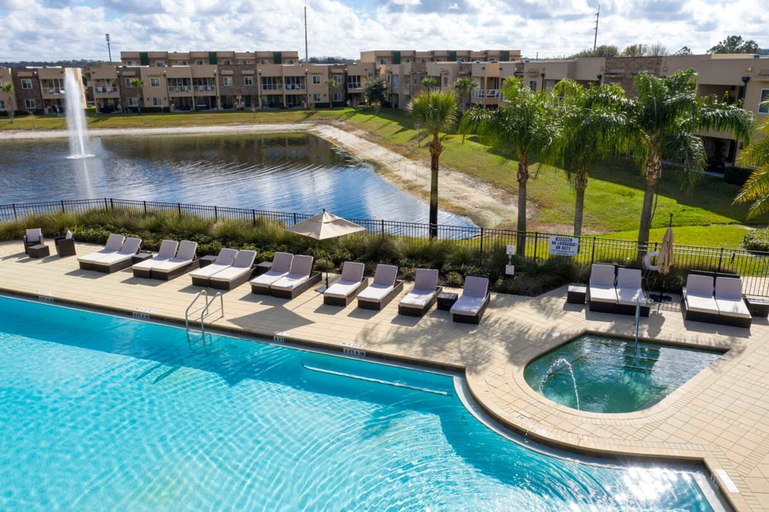 Room 3, Modern Magic Village Home for 12 With Grill 3131, Osceola