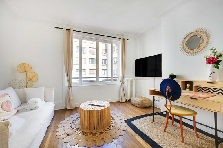 Others 4, Charming apartment -4P- Near Arc de Triomphe , Paris