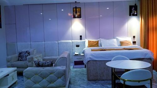 Bedroom, Uptown life hotel and suites, Okpe