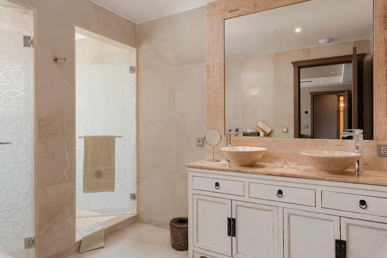 Bathroom 4, Royal River Luxury Hotel (Adults Only +16), Santa Cruz de Tenerife