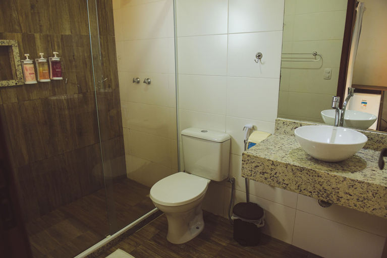 Bathroom 5, Pousada Xerxes, Arraial do Cabo