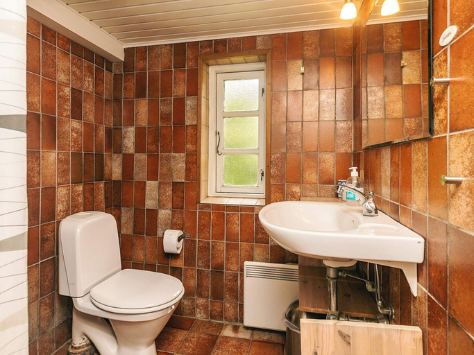Bathroom, 4 Star Holiday Home in Rudkobing, Langeland