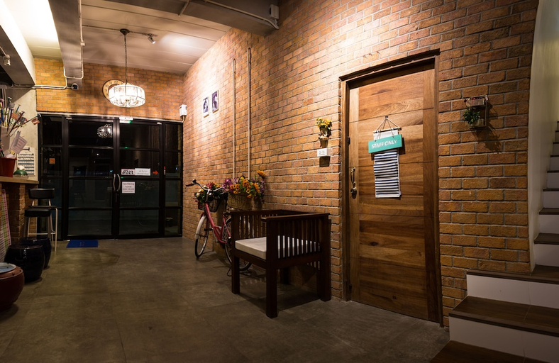 Public Area, Sunshine Hostel Hua Hin, Hua Hin