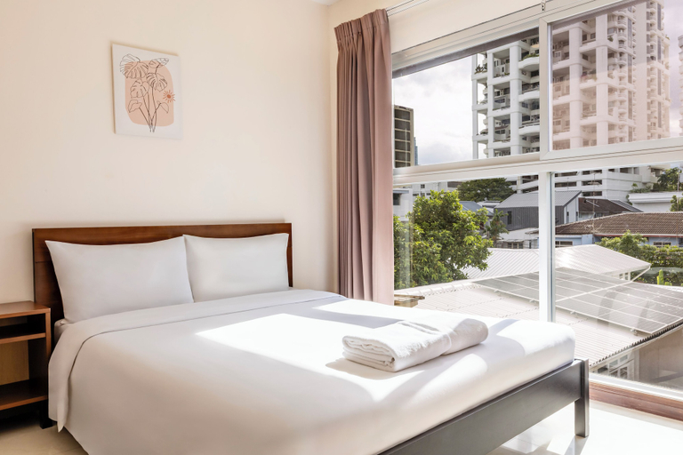 Bedroom 4, Teja Hotel, Khlong Toey