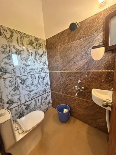 Interior 2, Hotel Lush by Ravindra, Basti