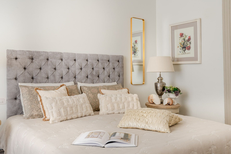 Room 4, The Fresco Tale a Charming 3 Bedrooms Apartment, Lucca