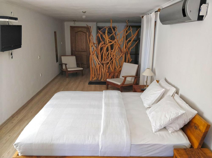 Bedroom 2, Zephyros Hotel, Datça
