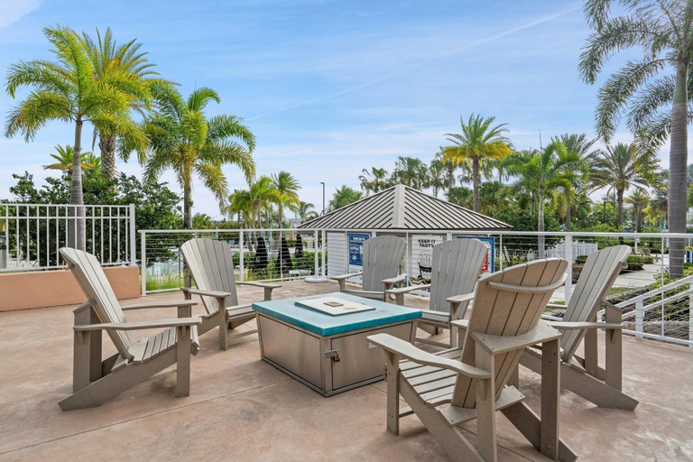 Terrace/patio 4, Solara Resort 9 Bedroom Private Pool Home 9 Home, Osceola