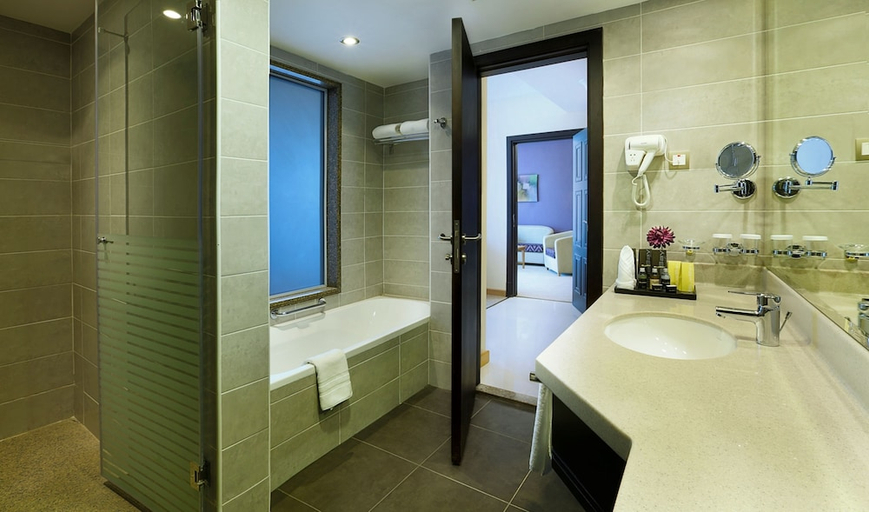 Bathroom 5, ARMADA AVENUE HOTEL, Dubai