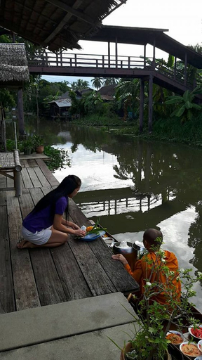 Sport & Beauty, Baan Suanaomsuk, Pak Tho
