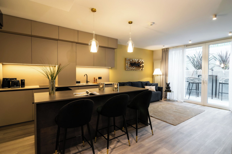 Dining room 3, Resort Beatrice - Luxury Apartments - Pool & Sauna & Parking, Ljubljana