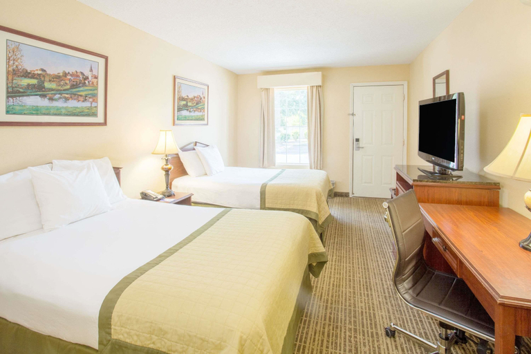 Bedroom 3, Baymont by Wyndham Dunn, Harnett