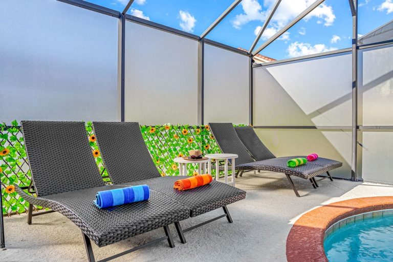 Room 2, 4Br Funoasis Pool BBQ Solana, Polk