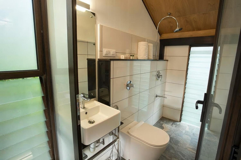 Bathroom 2, Bamboo Dale Resort by Stride, Idukki