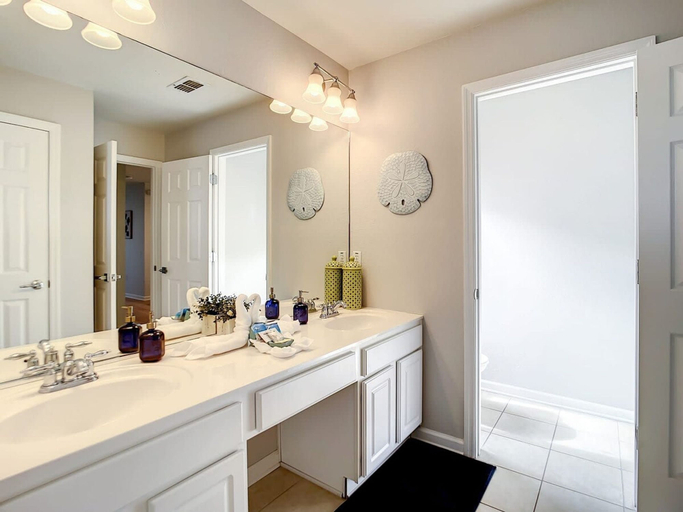 Room 2, Magical Adv 5 Star Villa Movie Room Arcade Pool and More, Osceola