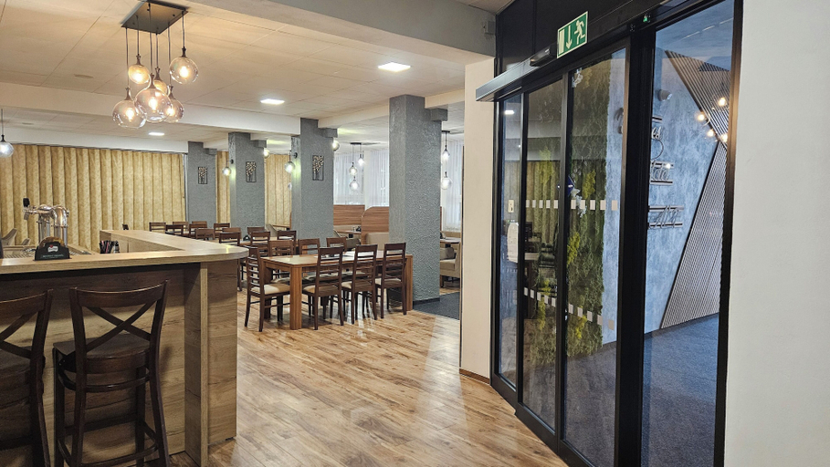 Food & Drinks 4, Hotel Alf, České Budějovice