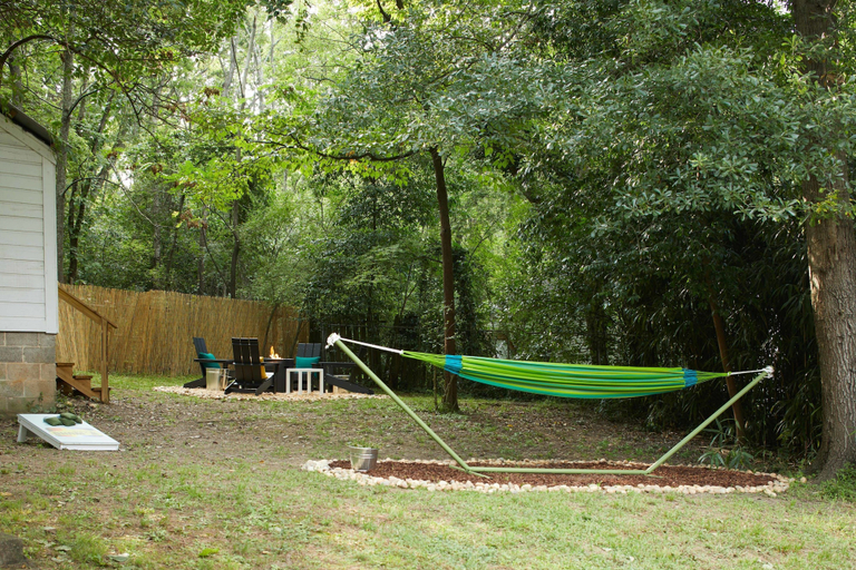 Room 3, Modern Pet-friendly Retreat Named Best BnB in Bham, Jefferson