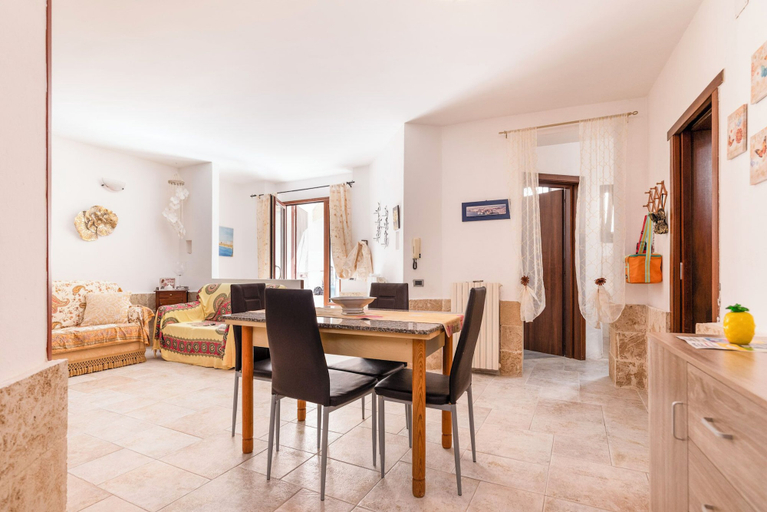 Others 4, Casa Paola, Lecce