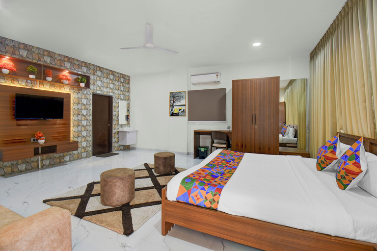 Room 2, Fabhotel Ans Kp Annex, Pune