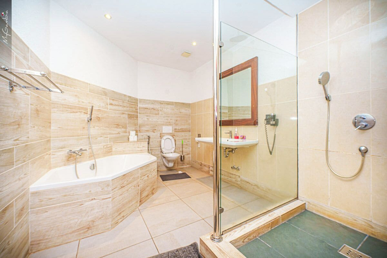 Bathroom 4, Kasumai Beach Resort, Kombo Saint Mary
