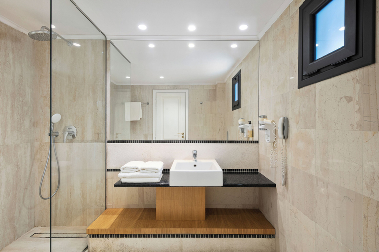 Bathroom 4, Roda Beach Resort & Spa All-inclusive, Ionian Islands