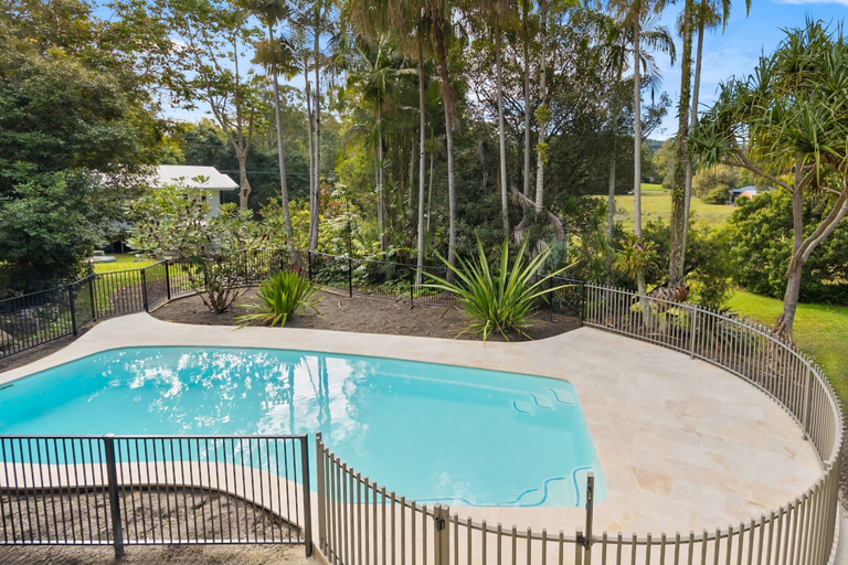 Pool, Quiet Ninderry Cottage With Peaceful Rural Outlook, Maroochy
