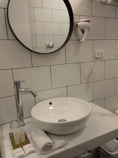 Bathroom, Anden Inca, Cusco