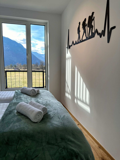 Room 4, So a Valley Suites - Superior Apartment 07, Bovec