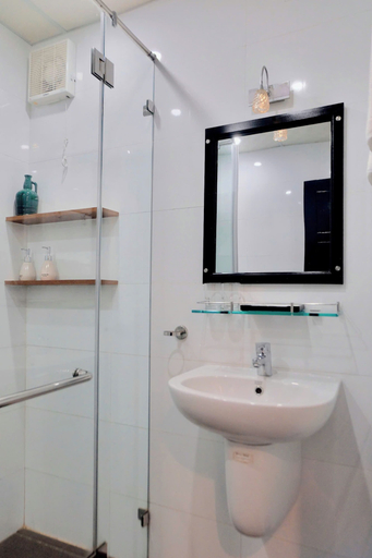Bathroom 4, Canary Boutique Hotel, Huế