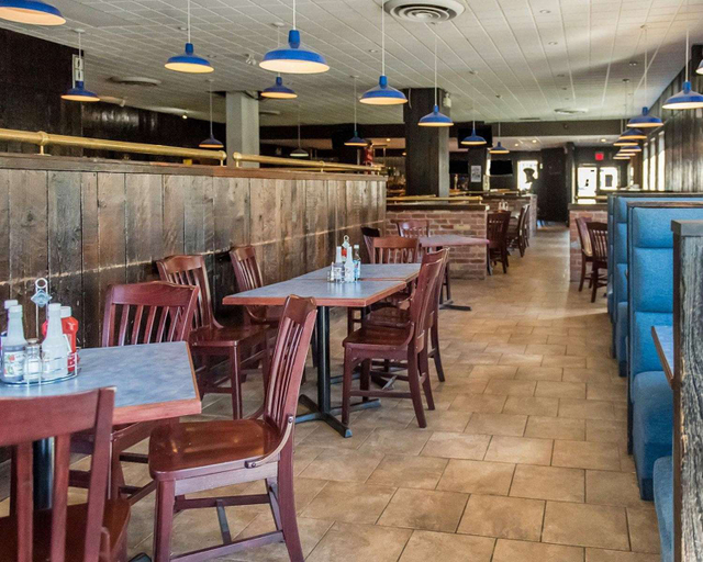 Food & Drinks 5, Econo Lodge Smiths Falls, Lanark