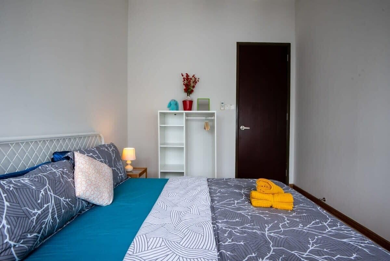Interior 5, A Stylish 2BR Suite, Water Views, Free Parking, Johor Bahru