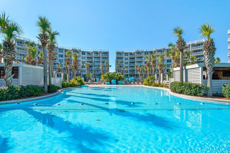 Sport & Beauty 4, Destin West Bayside Heron 507- A Wave From It All, Okaloosa