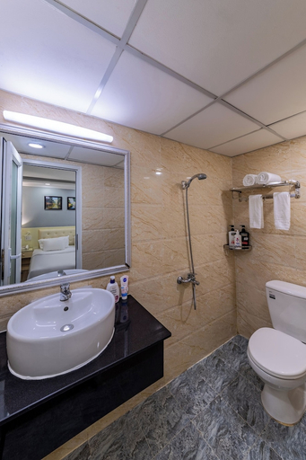 Bathroom 5, A25 Hotel - 251 Hai Ba Trung, District 3
