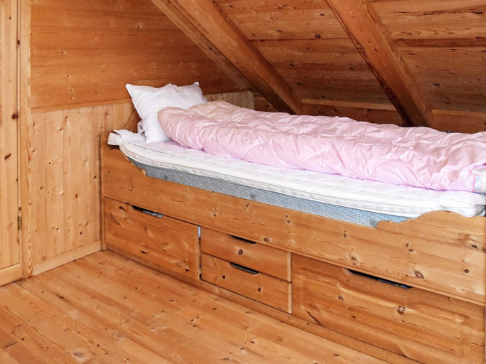 Bedroom 3, 5 Person Holiday Home in Vassenden, Jølster