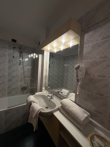 Bathroom 3, Albergo Aprica Garni, Sondrio