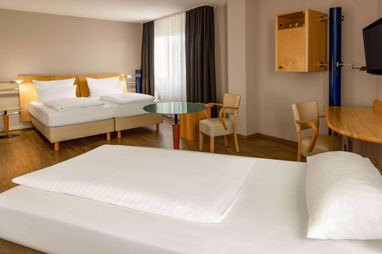 Bedroom 2, Amedia Dresden Elbpromenade, Trademark Collection by Wyndham, Dresden