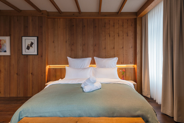 Bedroom 4, Hochblauen Hotel, Lörrach