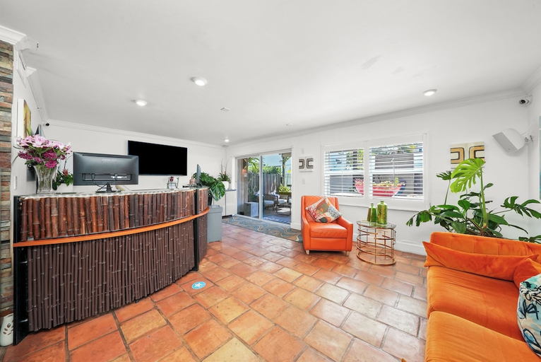 Public Area, Hollywood Beach Suites, Broward