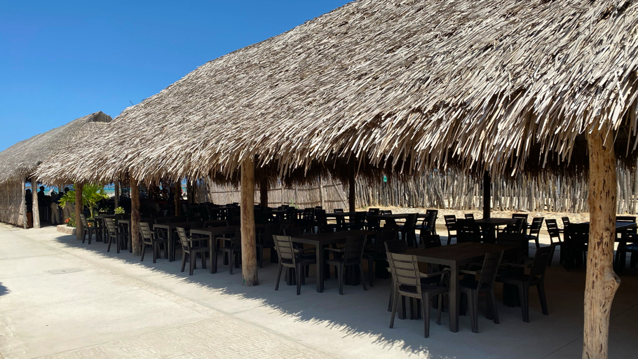 Food & Drinks 5, Hotel Wayira beach by On vacation, Manaure