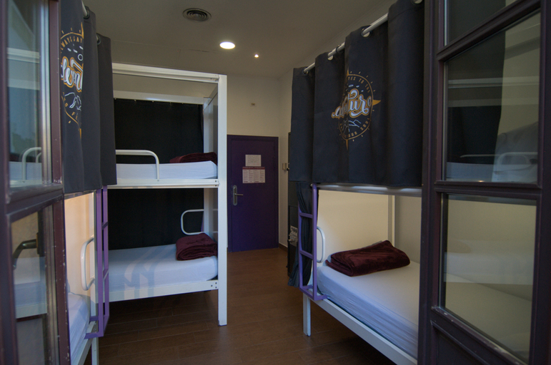 Bedroom 3, Kabul Party Hostel, Barcelona