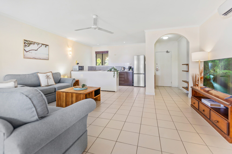 Room 3, Salt Sand Retreat 1BR Resort Spa, Cairns