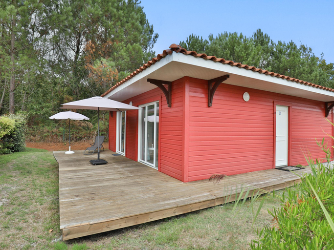 2, Stylish villa in Parentis-en-Born, Landes