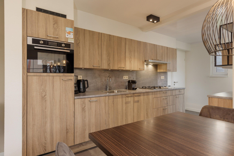 Private kitchen 4, Restyled Villa with 4 Bathrooms & Sauna near River Moselle, Cochem-Zell